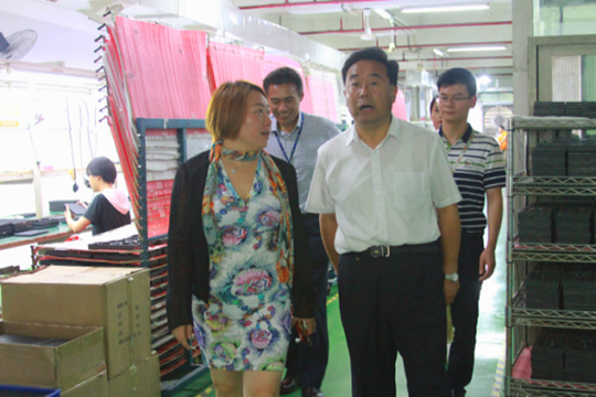 甘肃省武山县领导莅临bwin必赢参观考察