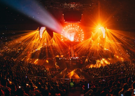 bwin必赢LED显示屏闪耀痛仰乐队天津演唱会